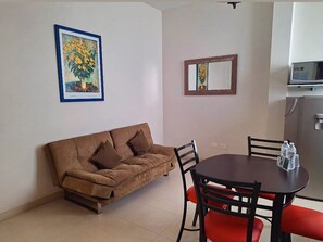 Comfort Suite, Kitchenette | Private kitchen - Hotel del Capitán de Puebla Vitrales - Adults Only (Puebla)