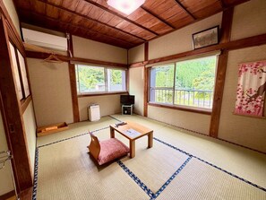 Standard Room, Japanese Style, Non Smoking - Adult Only 