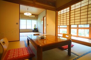 Standard Family Room, Japanese Style, Non Smoking - Adult Only  | In-room dining - Takaosou (Yufu)