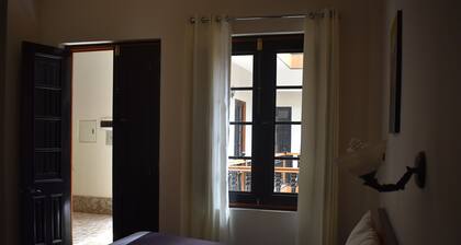 Colonial Plaza Hotel