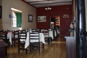 Breakfast area - Colonial Plaza Hotel (Puno)