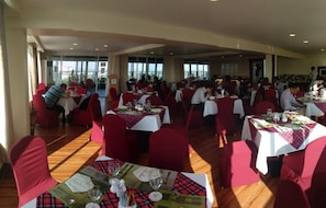 Free daily buffet breakfast - Silver Green Hotel Yangon (Yangon)