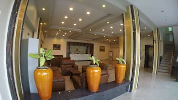 Kawasan tempat duduk lobi