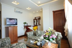 Quarto executivo | Frigobar, cofres nos quartos, escrivaninha, quartos à prova de som