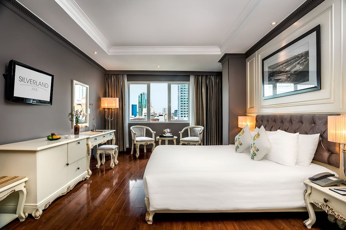 Junior Suite Double or Twin | Minibar, in-room safe, desk, iron/ironing board