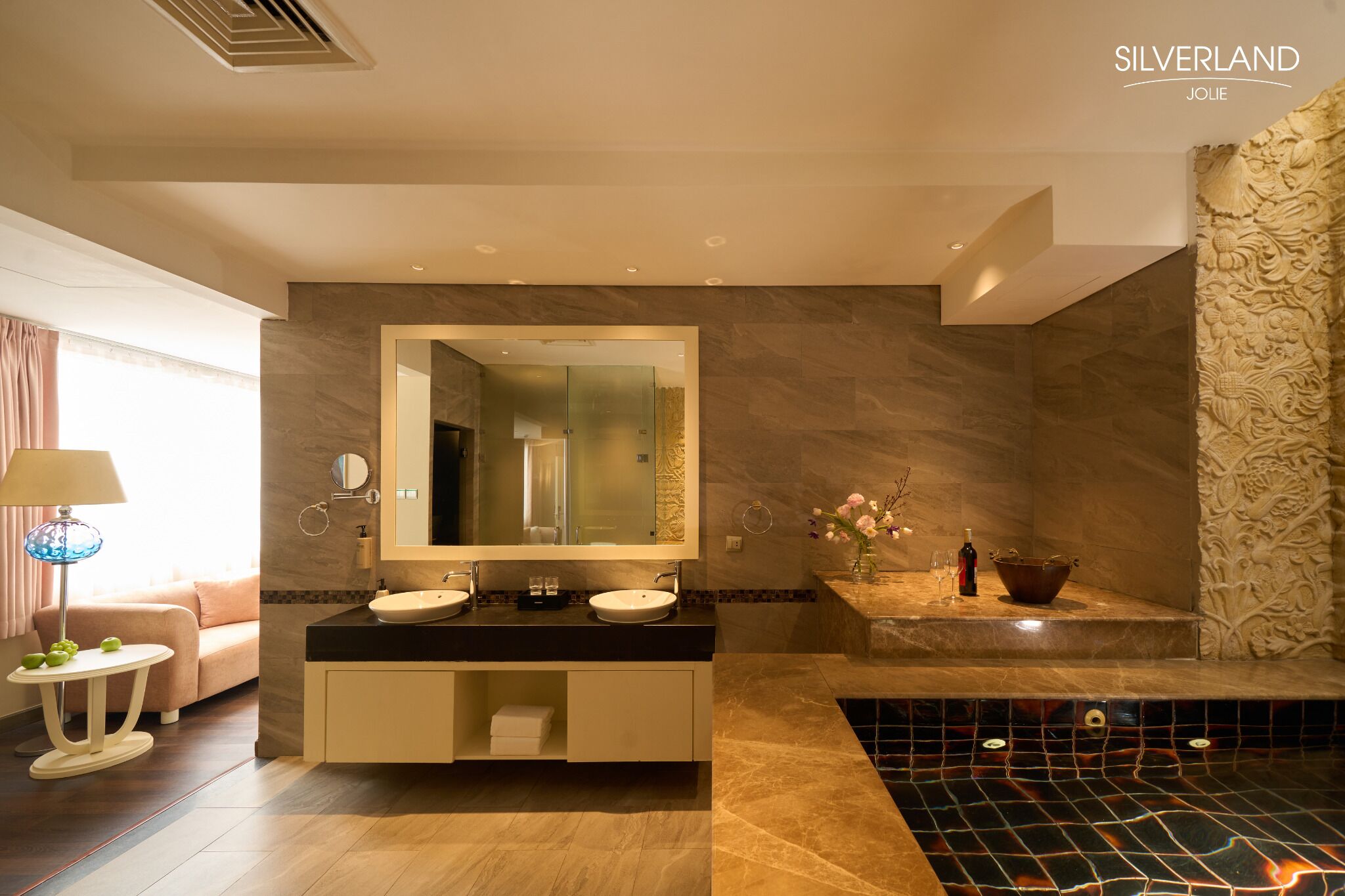 Suite, 1 kingsize-seng (with Afternoon Tea) | Bad | Dusj, toalettartikler (inkludert), hårføner og tøfler