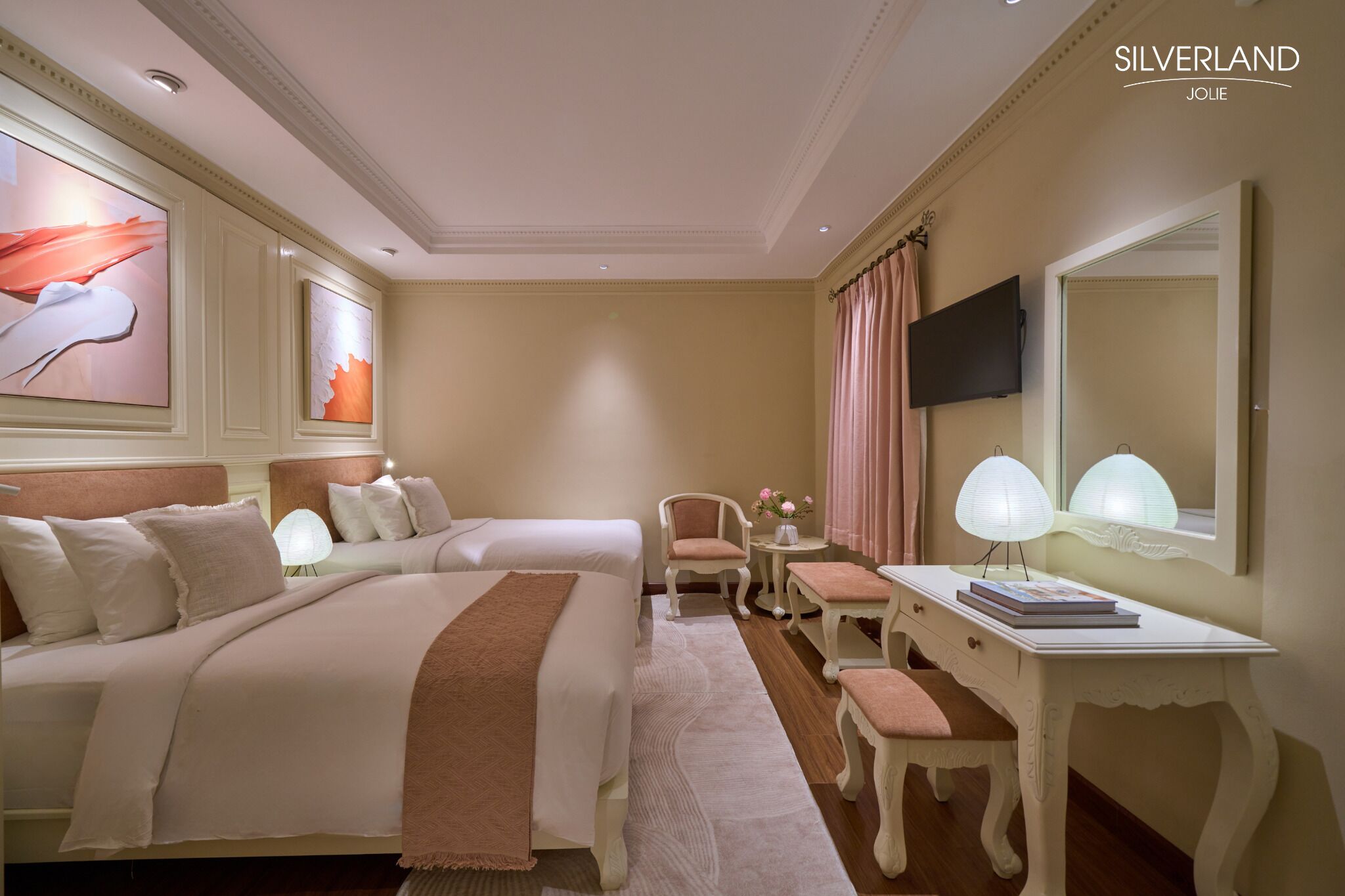 Quarto casal ou duplo luxo, sem janelas (with Afternoon Tea) | Frigobar, cofres nos quartos, escrivaninha