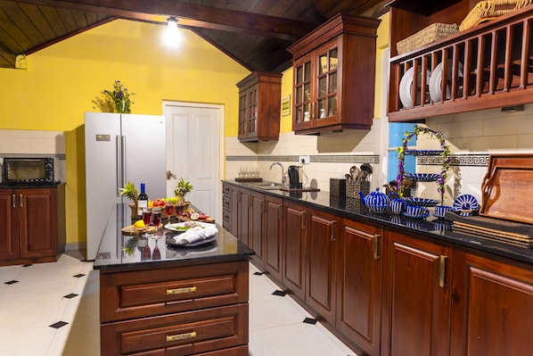 Villa familiar | Cocina privada | Cafetera o tetera y hervidor eléctrico