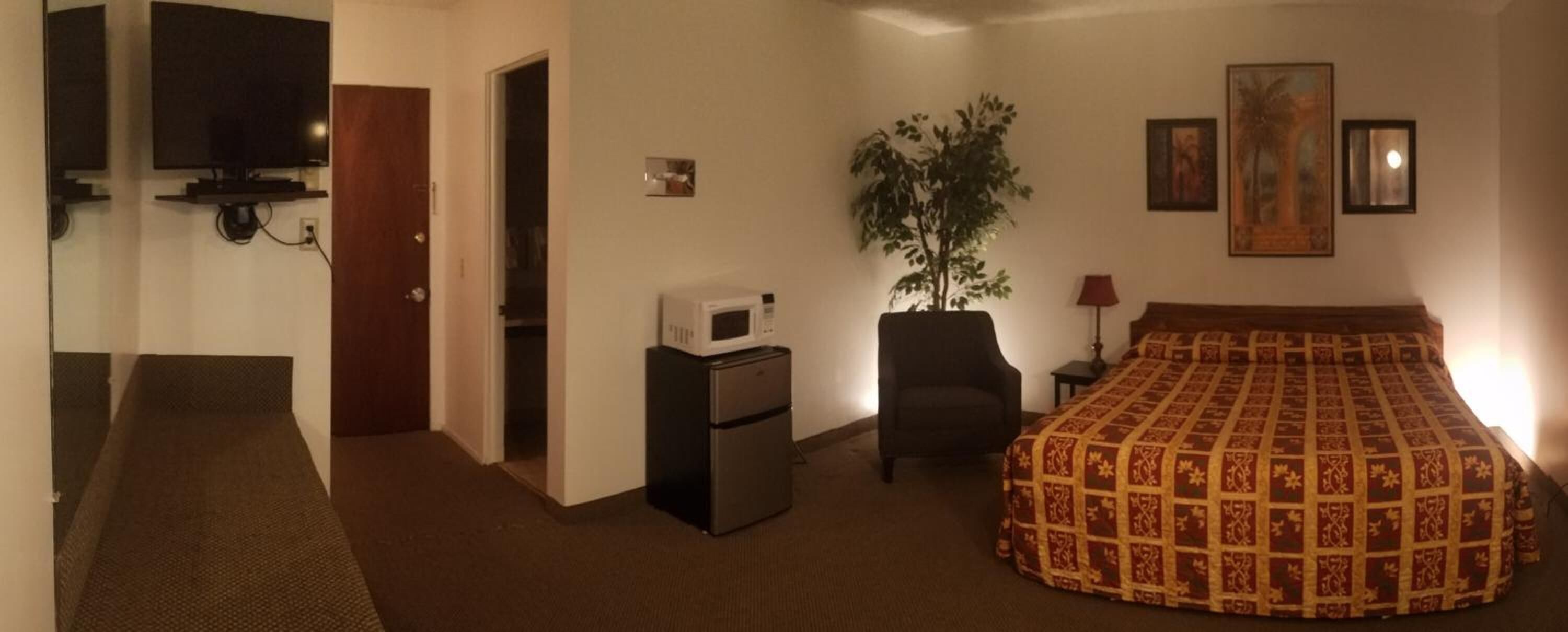 Free WiFi, bed sheets