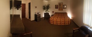 Free WiFi, bed sheets - Amber Inn Motel (Bliss)