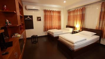 Deluxe Twin Room | Soundproofing, rollaway beds, free WiFi