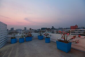 View from property - Four Rivers B&B Mandalay - Hostel (Mandalay)