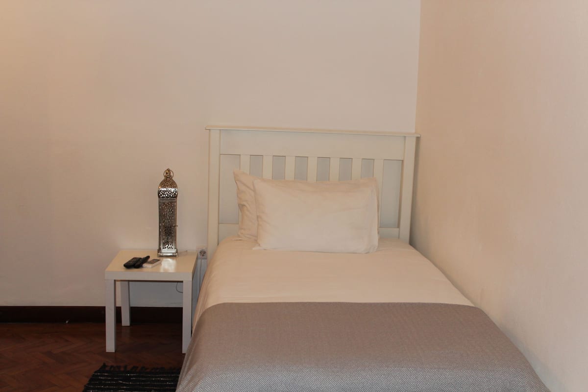 Single Room | Premium bedding, in-room safe, desk, soundproofing