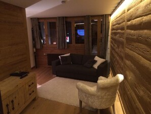 Flat-screen TV - Le Chalet de l'Atelier (Champery)