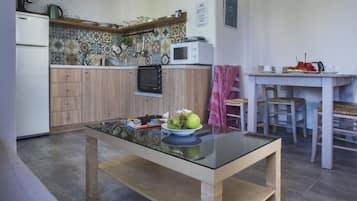 Apartamento, 2 quartos, vista para o mar | 2 quartos, cofres nos quartos, quartos à prova de som