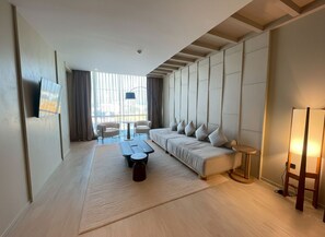 Suite Grand (Grand Vista) | Área de sala de estar