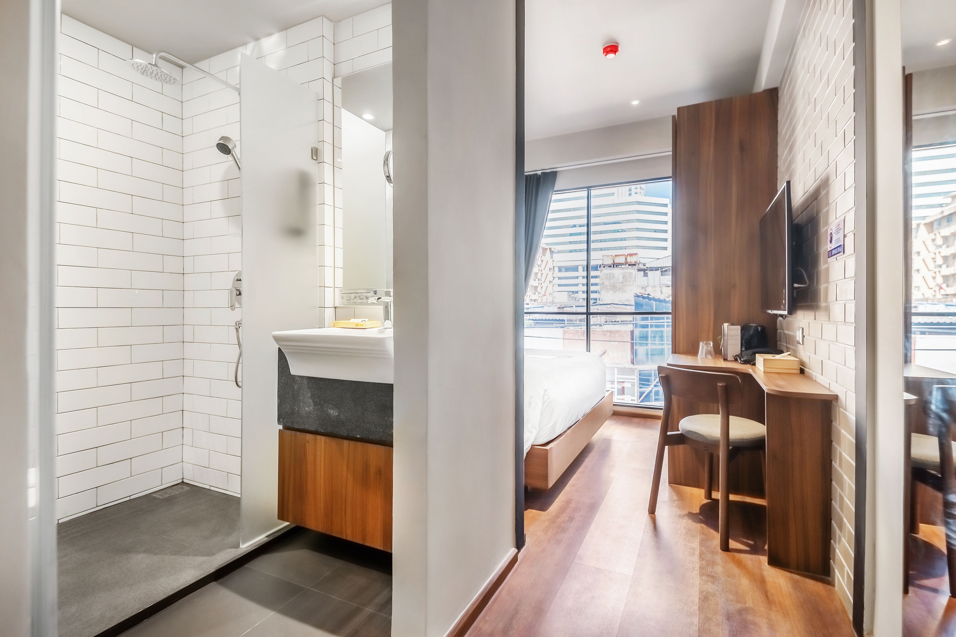 Double Room | In-room safe, blackout drapes, iron/ironing board, free WiFi