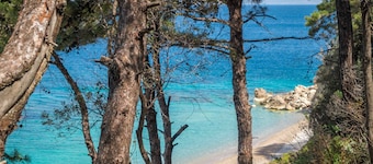 Armonia Bay Hotel