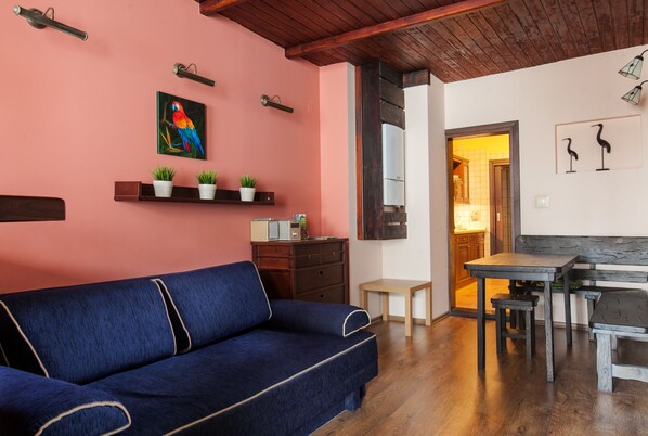 Apartment, 1 Bedroom | Living room