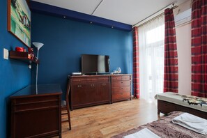 Apartment, 1 Bedroom | Living room