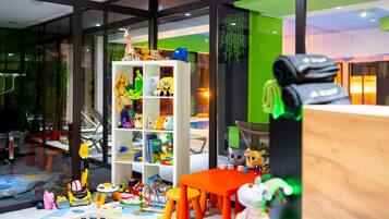 Área de juegos infantiles al aire libre