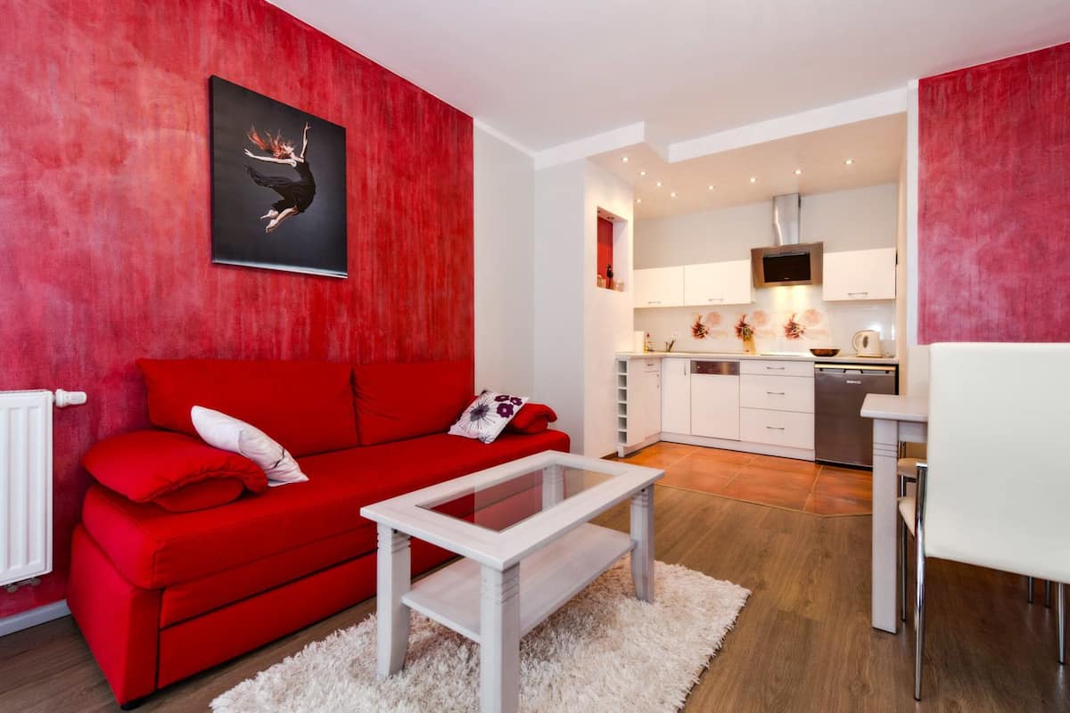 Apartment (128) | Laptopgeeigneter Arbeitsplatz, Bügeleisen/Bügelbrett, Bettwäsche