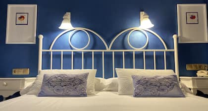 Hostal Paris