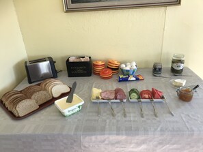 Daily buffet breakfast for a fee