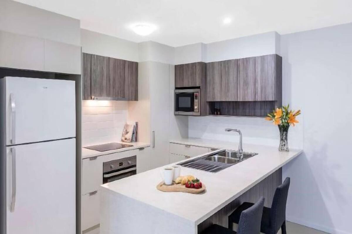 Refrigerador, microondas, horno, placa de cocina