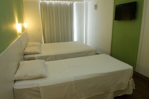 Chambre Simple Standard, 2 lits une place | Vue de la chambre