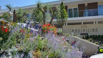 Enceinte de lâhĂ©bergement