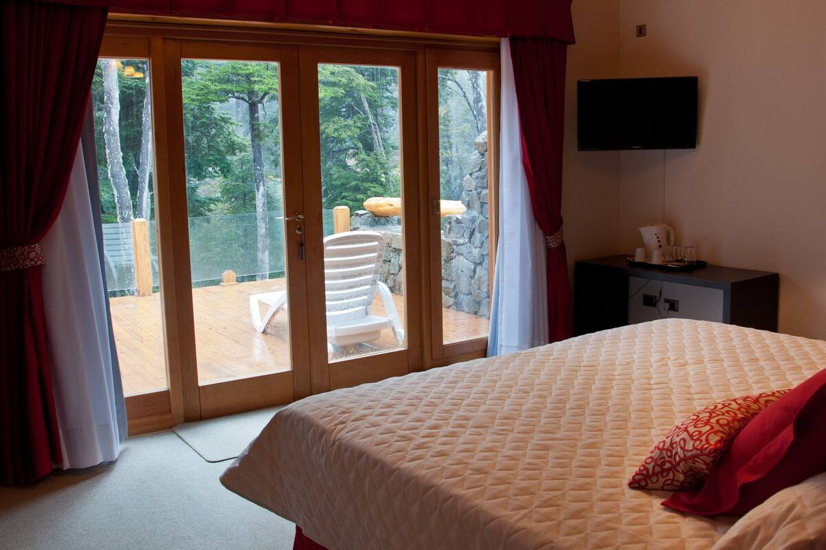 apartment | in-room safe, blackout curtains, free cots/infant beds, free wifi