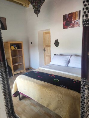 Classic-Doppelzimmer, 1 Schlafzimmer, Gemeinschaftsbad, Bergblick