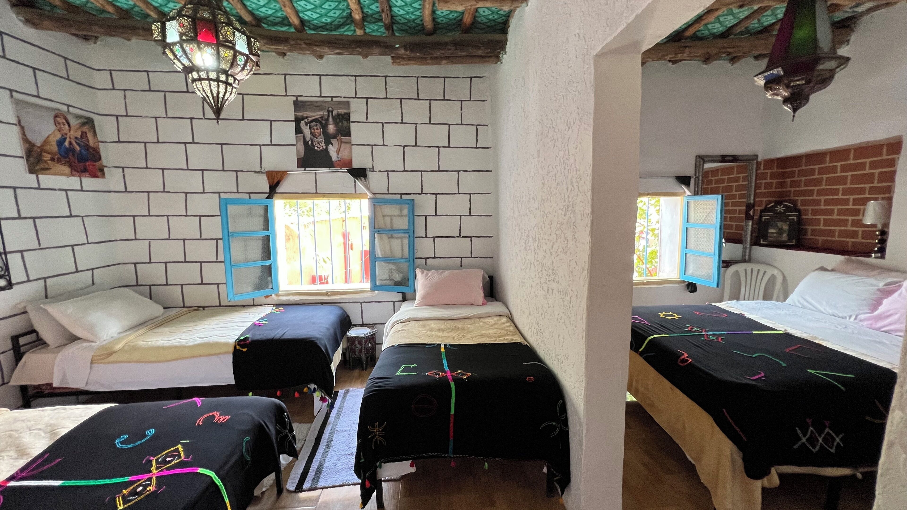 家庭房, 1 间卧室, 私人浴室, 花园景观 | 埃及棉床单、特色装修、办公桌、笔记本电脑工作区