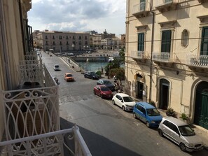 Estacionamiento gratis en los alrededores