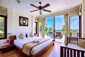5 Bedrooms Pool Villa, Sea View | 5 ห้องนอน, ตู้นิรภัยในห้องพัก, โต๊ะทำงาน, ผ้าม่านกันแสง