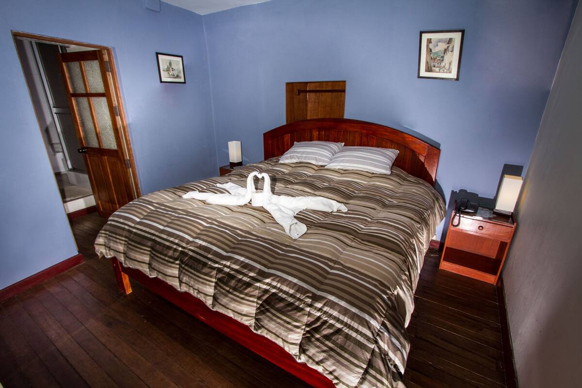 In-room safe, free WiFi