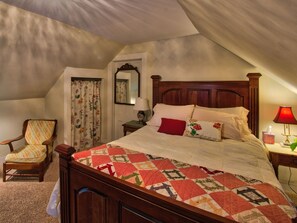 Traditional Room, 1 Queen Bed