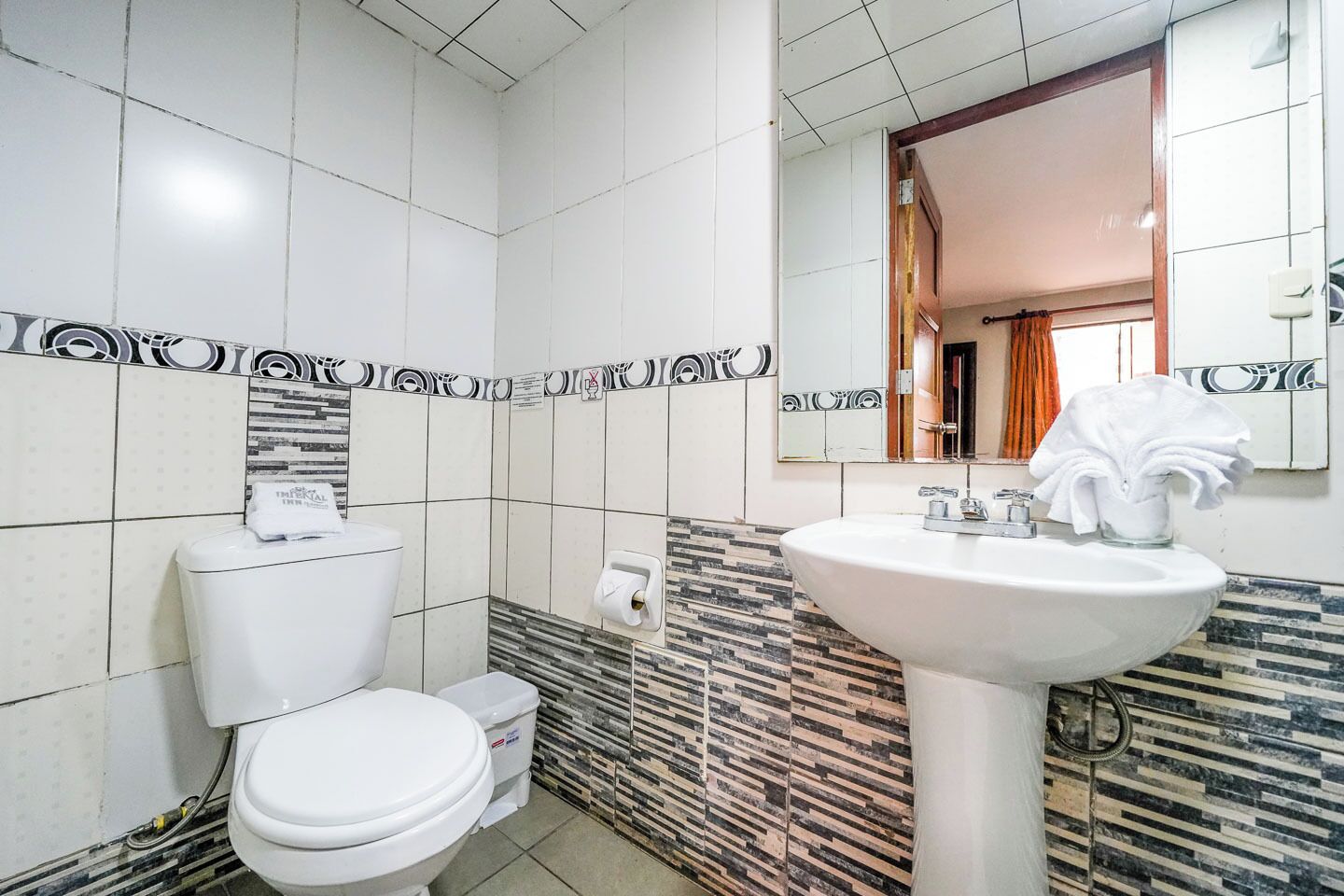 Foto - Imperial Inn Hospedaje Turistico