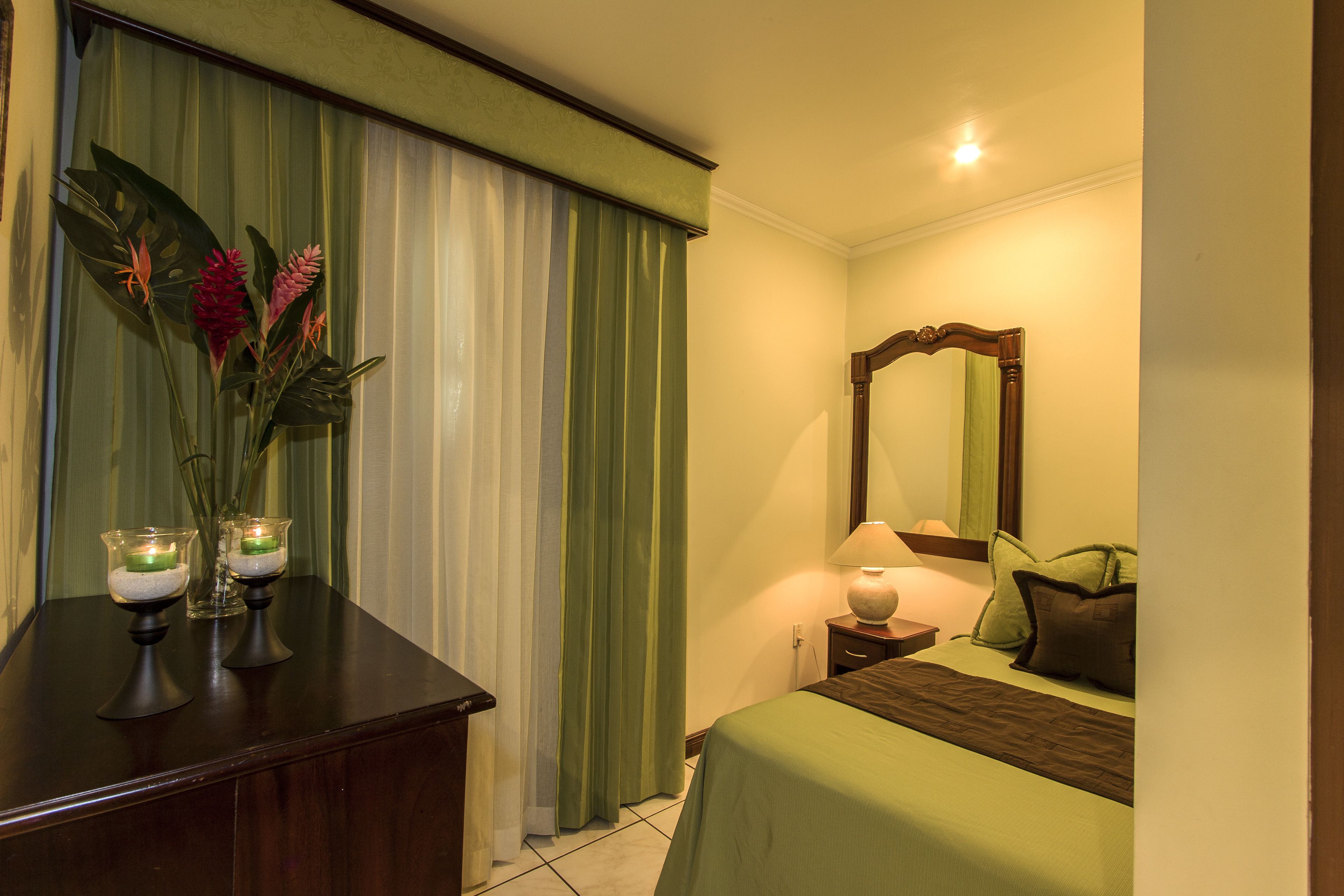 premium bedding, down duvets, select comfort beds, desk