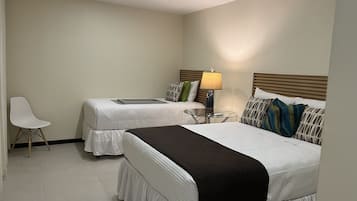 Luxury Triple Room | Premium bedding, down comforters, Select Comfort beds, desk
