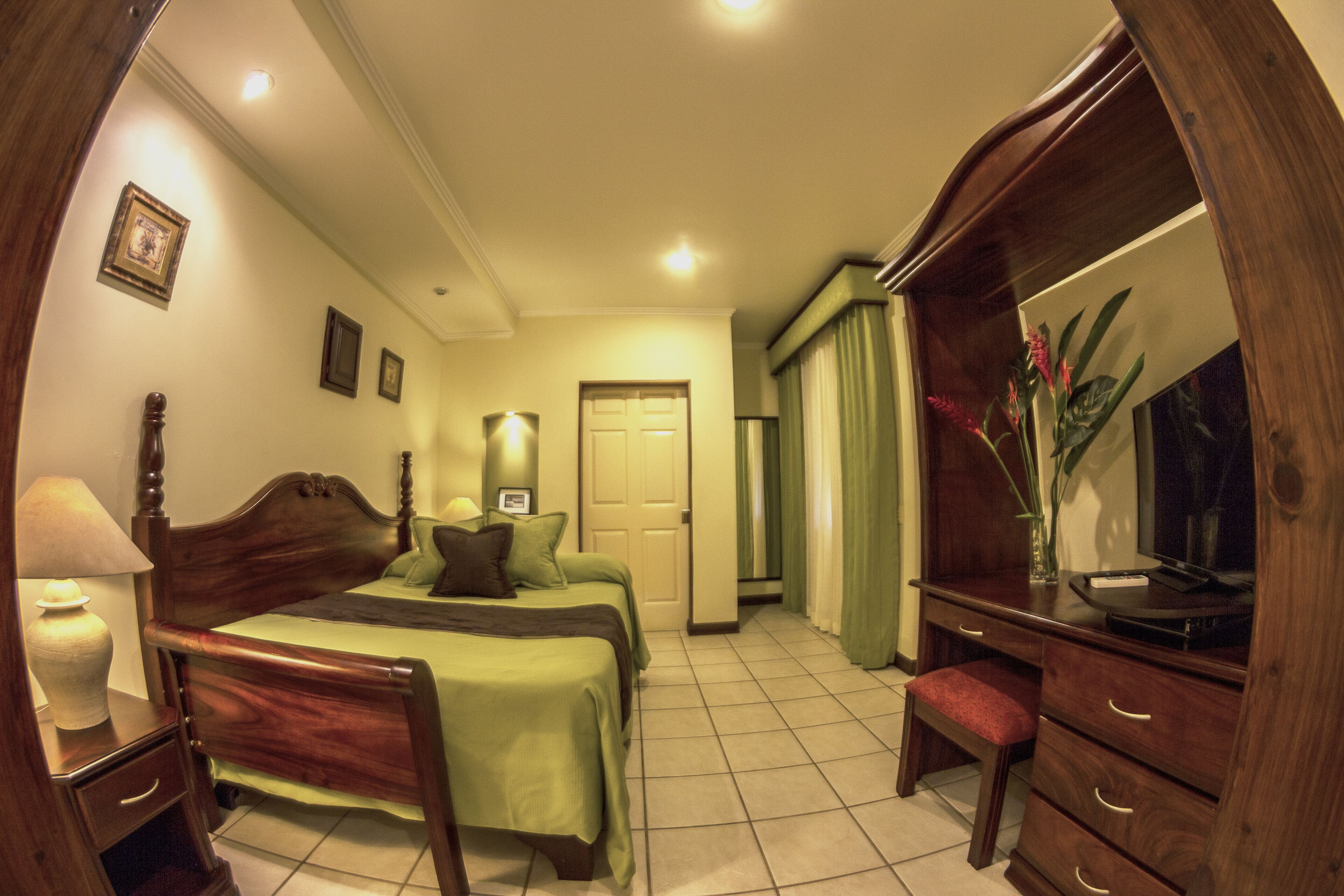 Photo - Hotel Iguana Verde