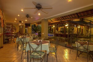 Free daily full breakfast