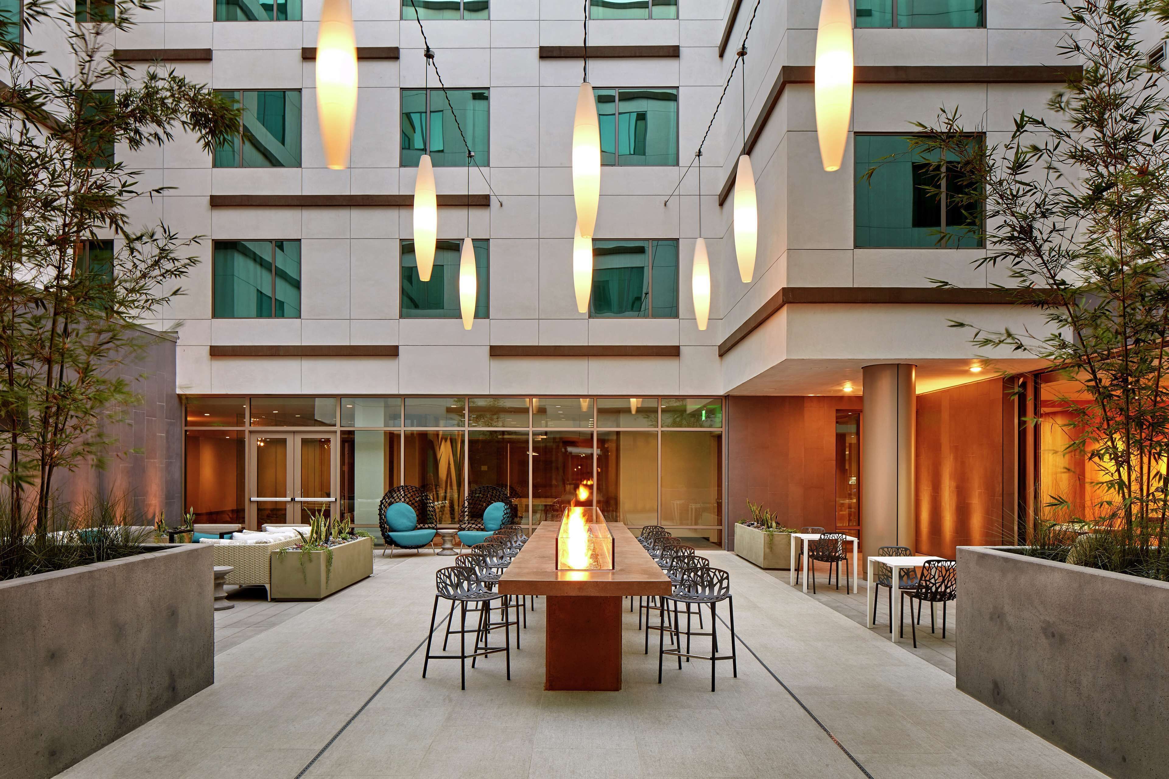 Hilton Garden Inn San Diego Downtown/Bayside Reviews, Deals