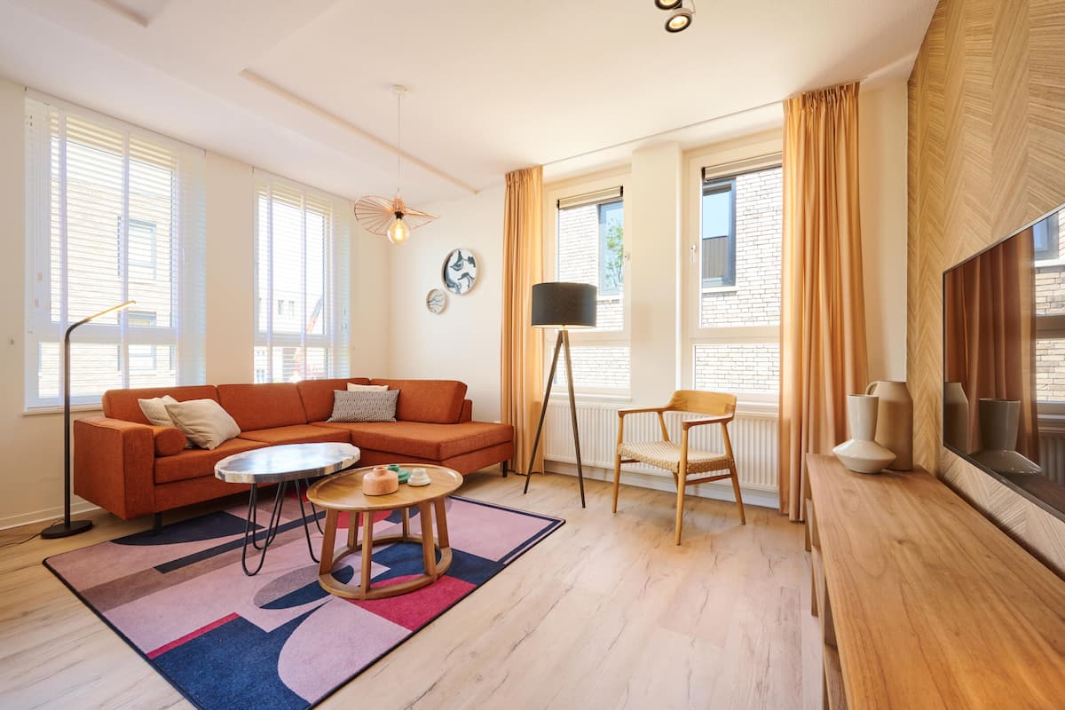 อพาร์ทเมนท์ (Castellum Apartment Prestige – 2 be) | เครื่องนอนระดับพรีเมียม, ห้องเก็บเสียง, Wi-Fi ฟรี, ผ้าปูที่นอน