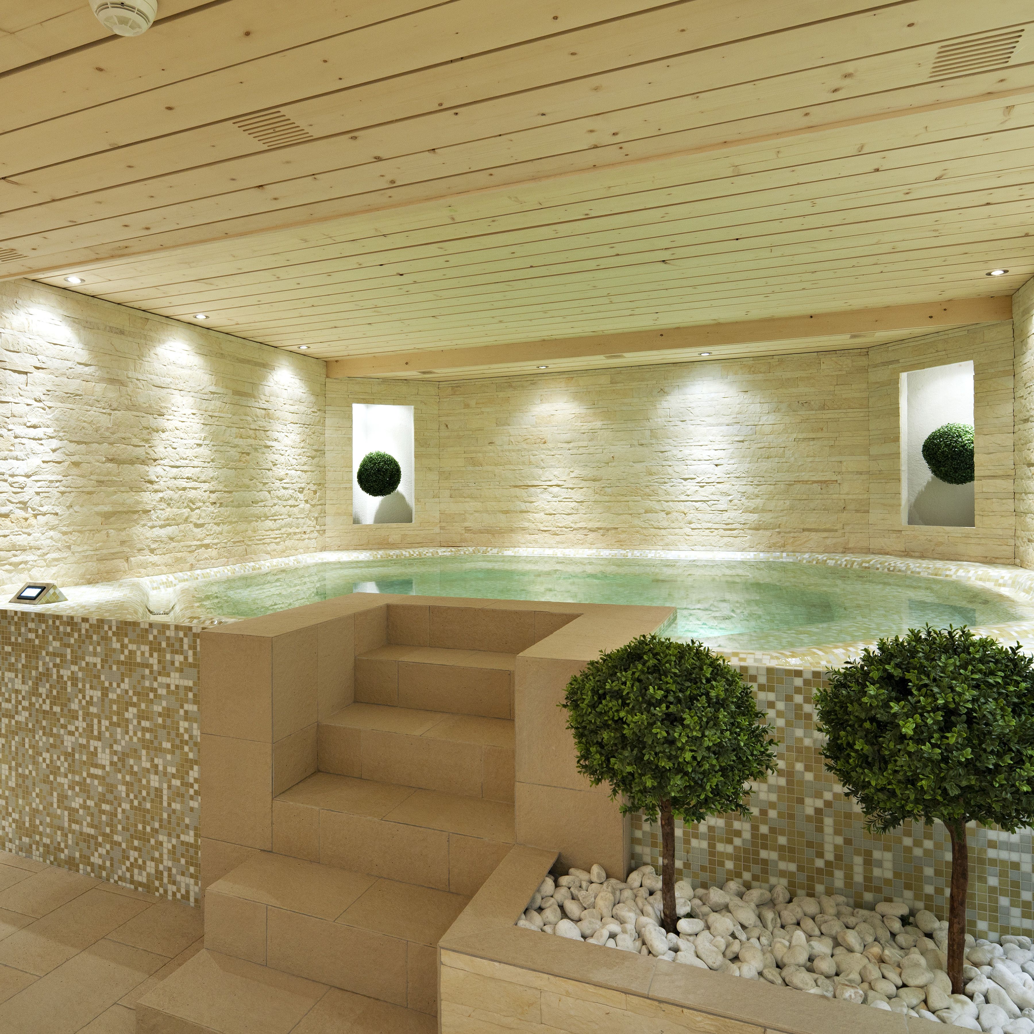 Tina de hidromasaje interior