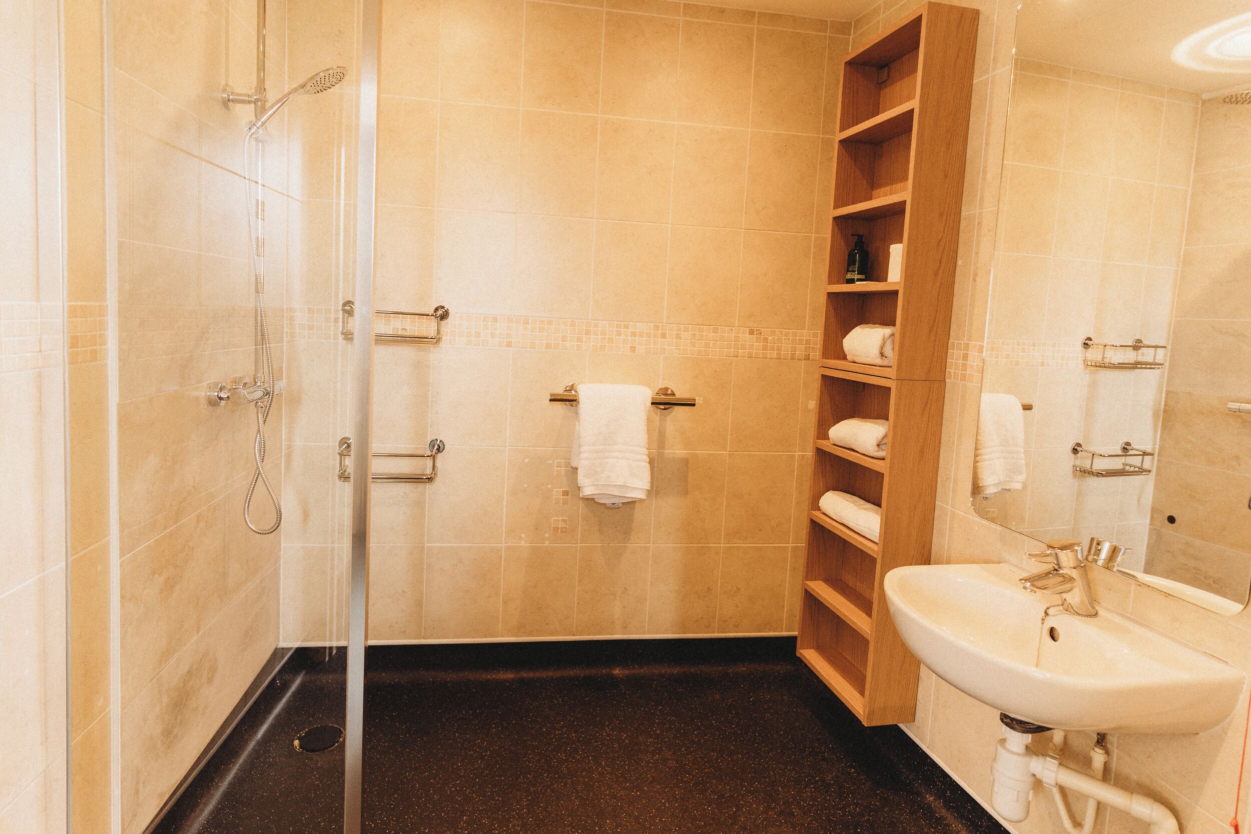 double room, accessible | bathroom | free toiletries, hair dryer, towels, soap