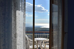Panoramic Room, 1 Double Bed, Balcony, Sea View | 3 bedrooms, premium bedding, down comforters, memory foam beds
