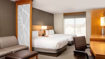 Bureau, chambres insonorisées, fer et planche à repasser, Wi-Fi gratuit