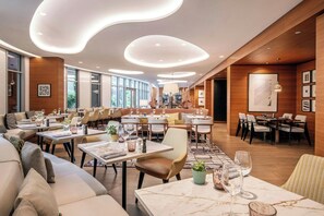 الأطباق الفرنسية، إطلالات على الحديقة 